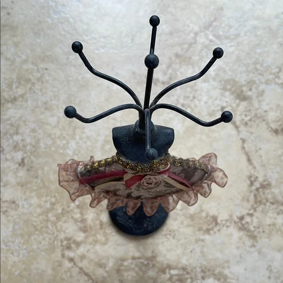 Jewelry Organizers - Picture 4 of 10